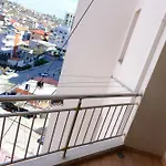 Spacious Near