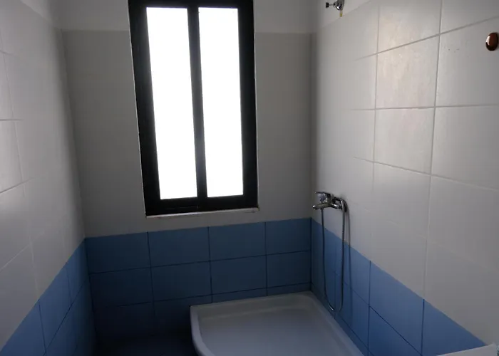 Spacious Near Apartament